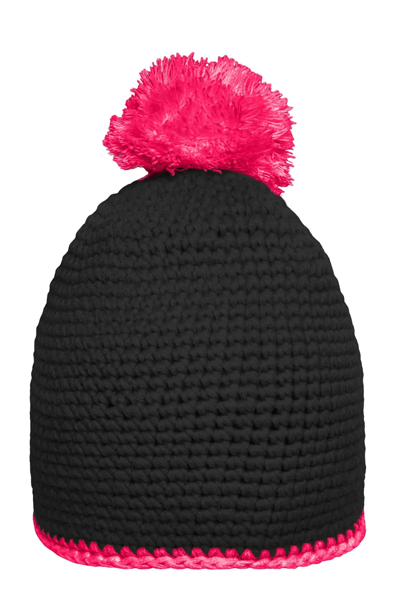 CAPPELLO CON POMPON...